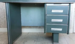 Bureau Métallique