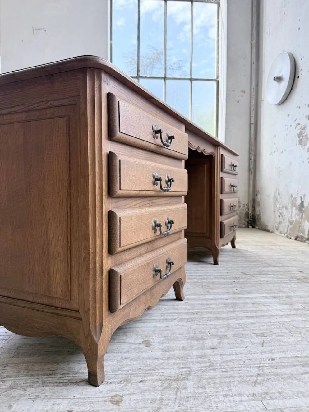 Bureau ou comptoir en chêne 1960