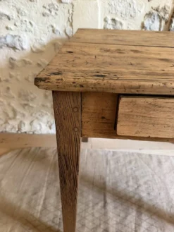 Bureau ou table d’appoint rénové