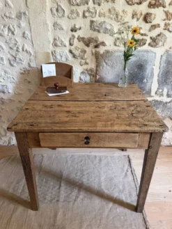 Bureau ou table d’appoint rénové