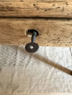 Bureau ou table d’appoint rénové
