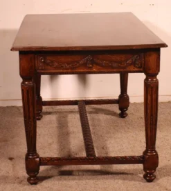 bureau ou table d'époque Louis XVI en chêne -18° siècle