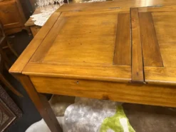 Bureau à pente à double ouvrant