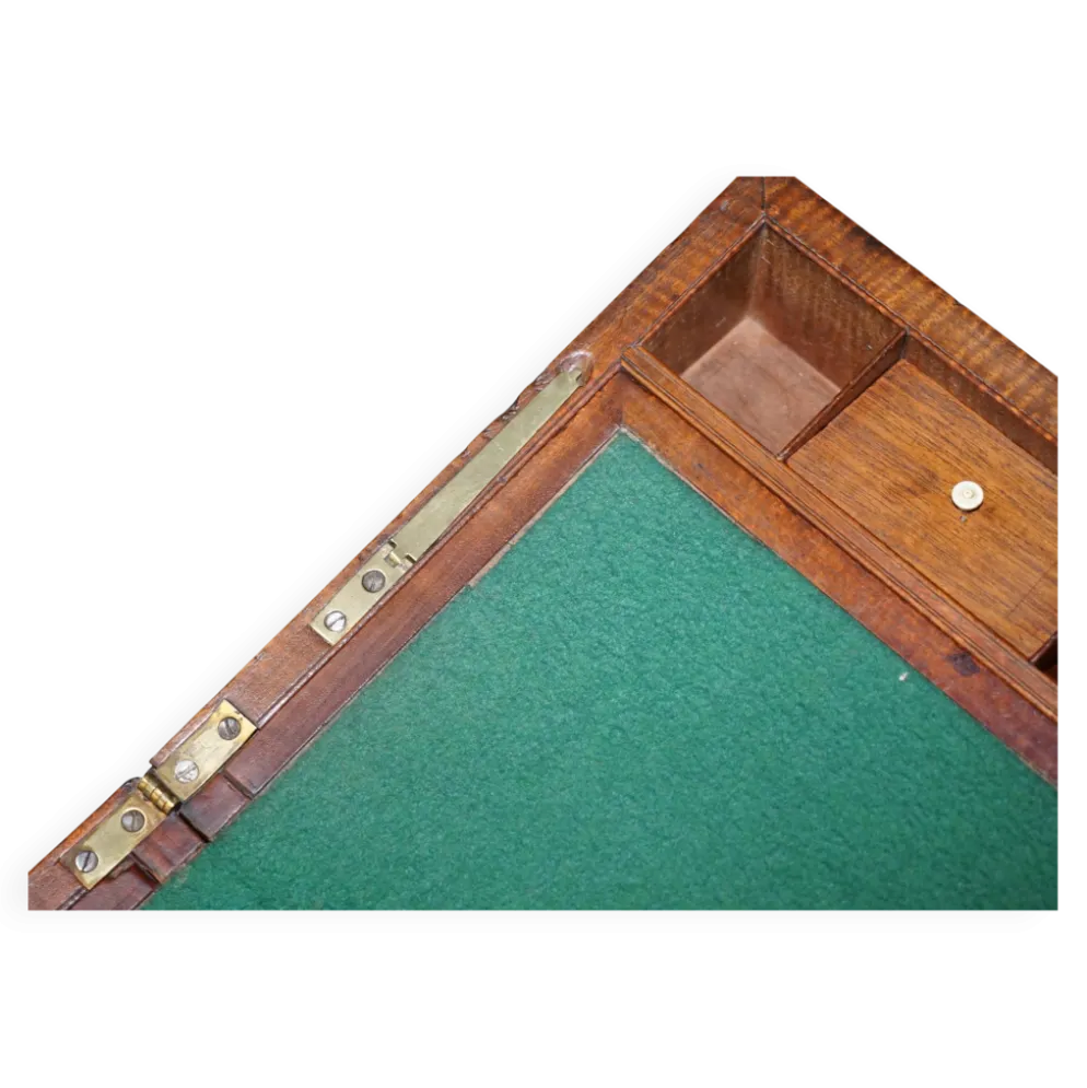 Bureau à pente militaire d'époque victorienne en bois dur