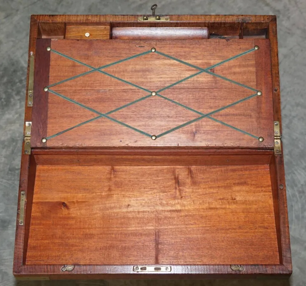 Bureau à pente militaire d'époque victorienne en bois dur