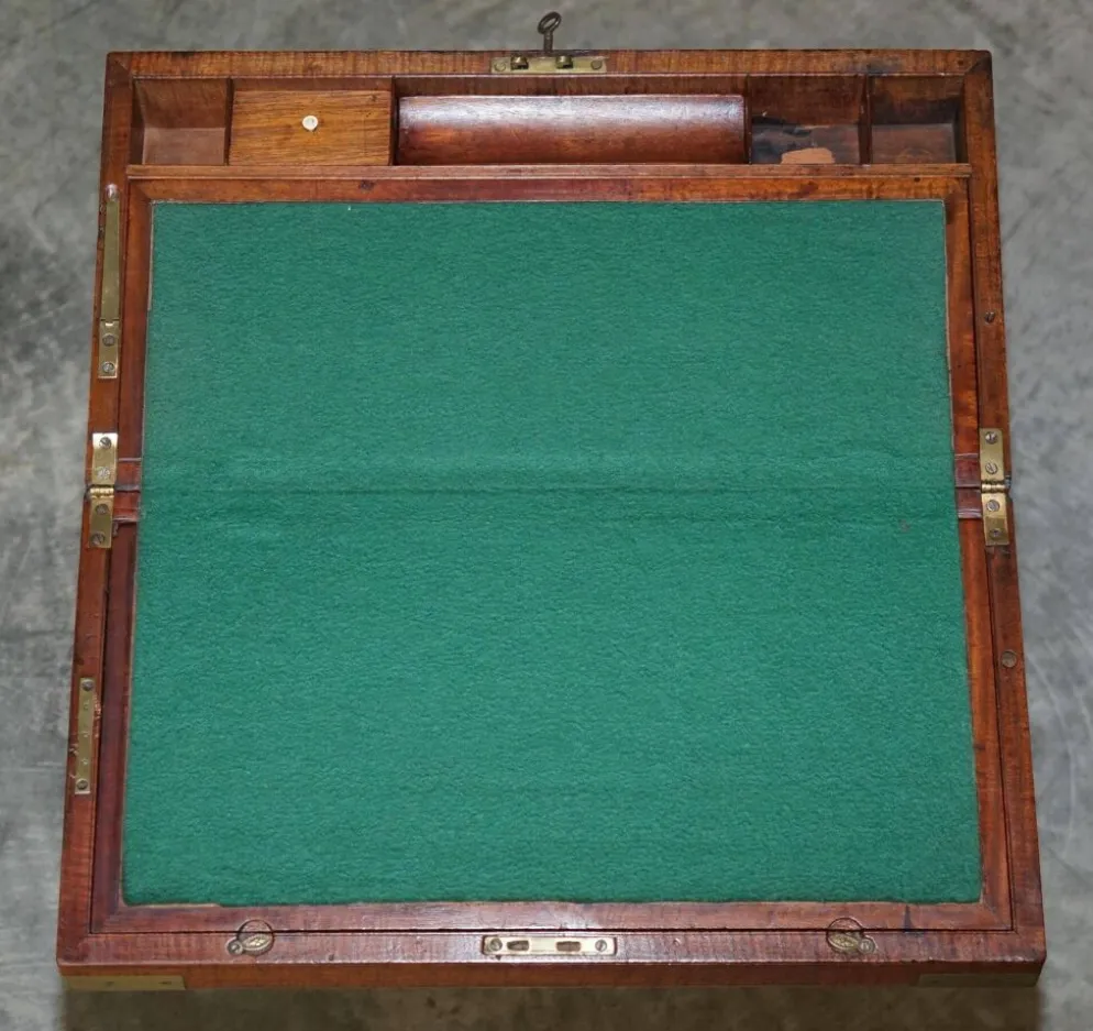 Bureau à pente militaire d'époque victorienne en bois dur