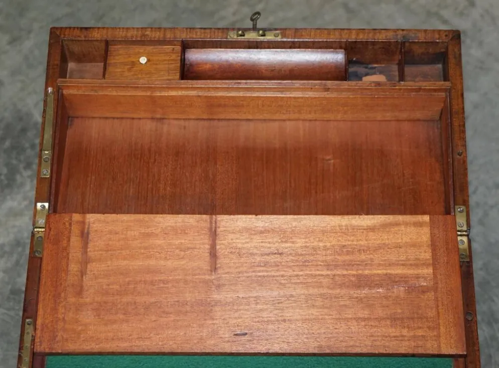 Bureau à pente militaire d'époque victorienne en bois dur