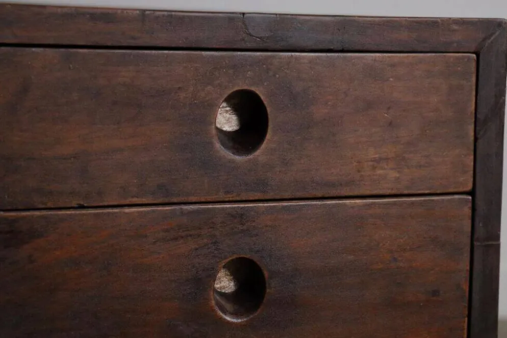 Bureau Pierre Jeanneret avec lampe intégrée, Chandigarh, années 1950