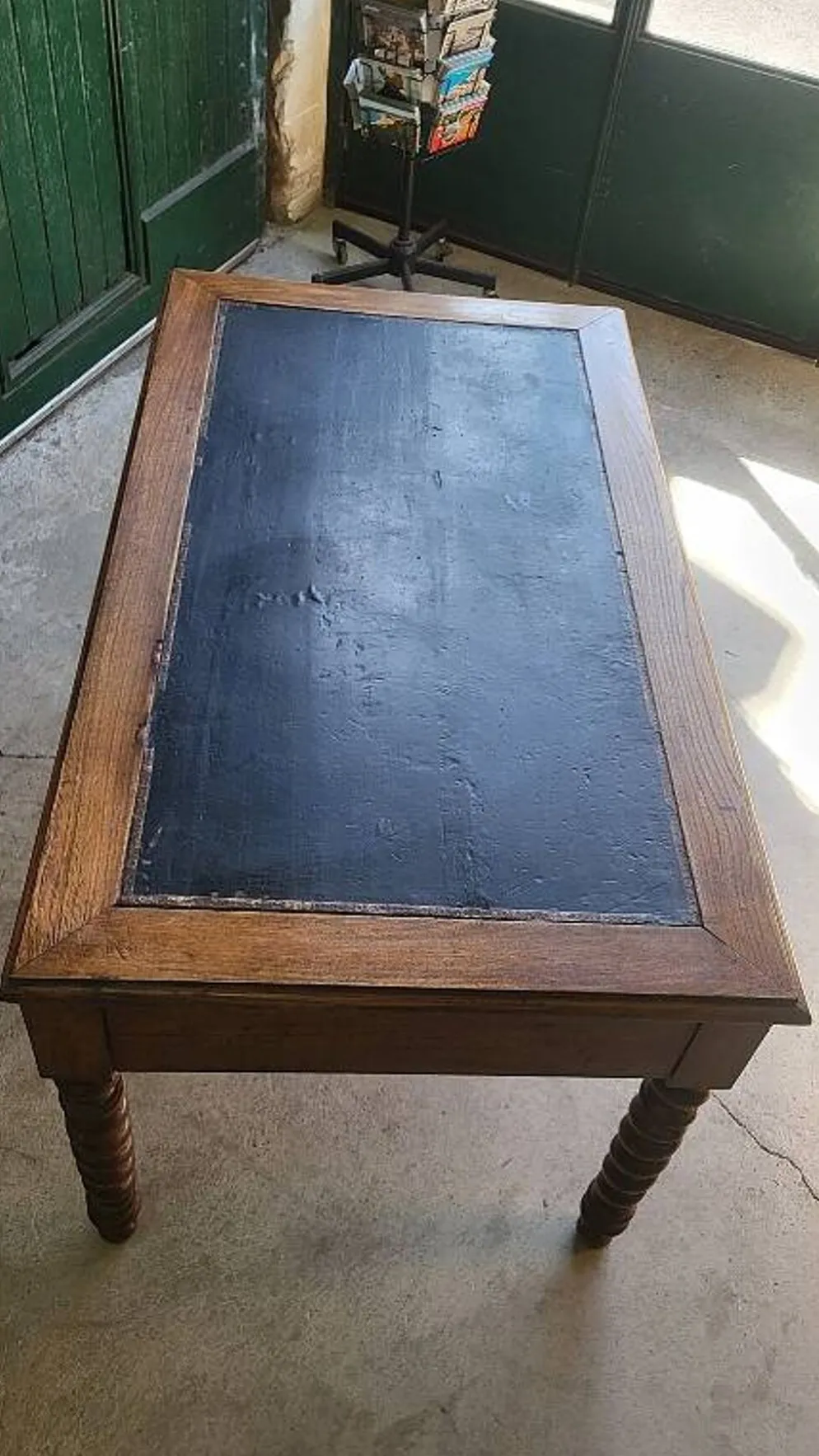 Bureau plat a 3 tiroirs louis philippe du xix ème siecle