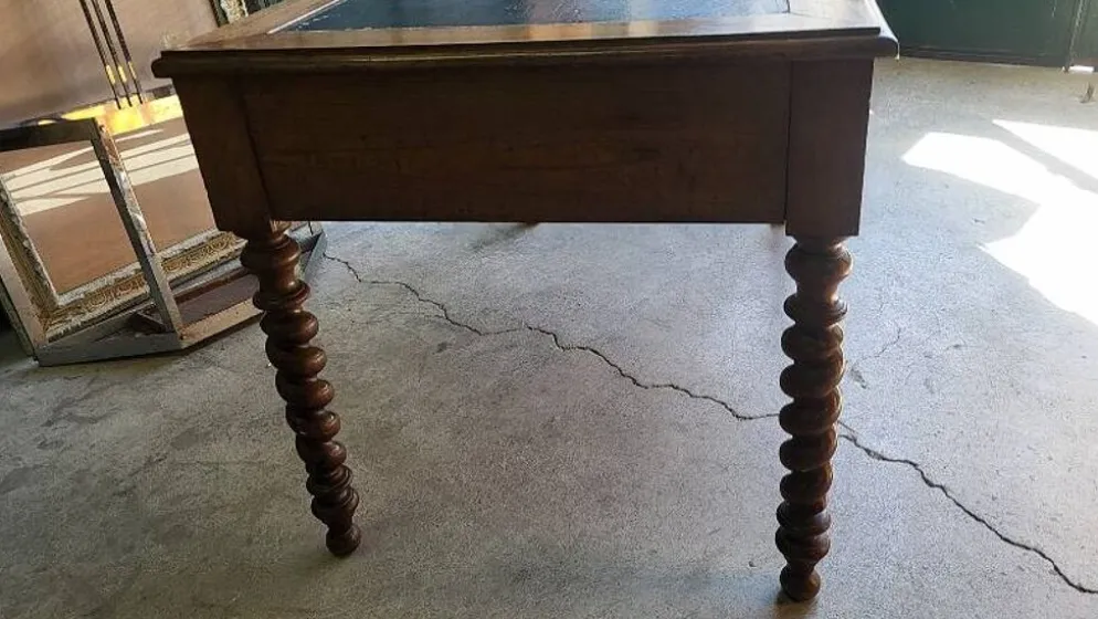 Bureau plat a 3 tiroirs louis philippe du xix ème siecle