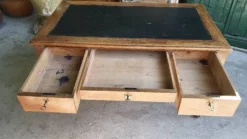 Bureau plat a 3 tiroirs louis philippe du xix ème siecle
