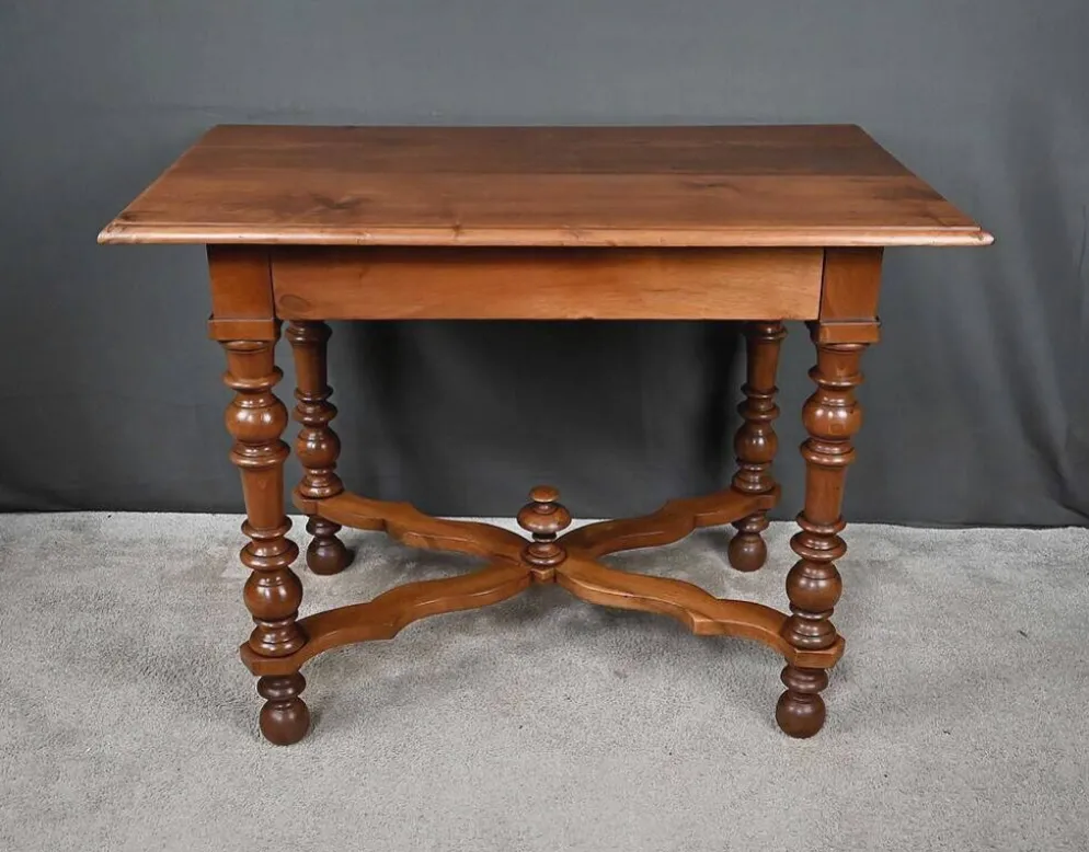 Bureau Plat en Noyer, style Louis Philippe – Fin XIXe