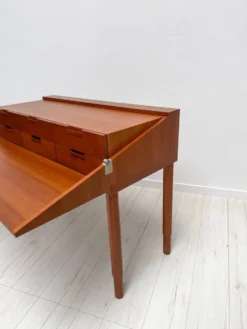 Bureau postmoderne par Antonio Citterio pour B&B Italia en bois de cerisier, années 1980
