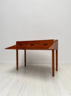 Bureau postmoderne par Antonio Citterio pour B&B Italia en bois de cerisier, années 1980