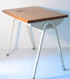 Bureau pour enfants de Willy Van Der Meeren des années 1960