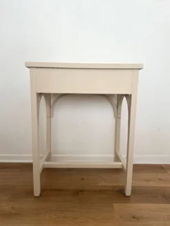 Bureau pupitre ancien avec encrier