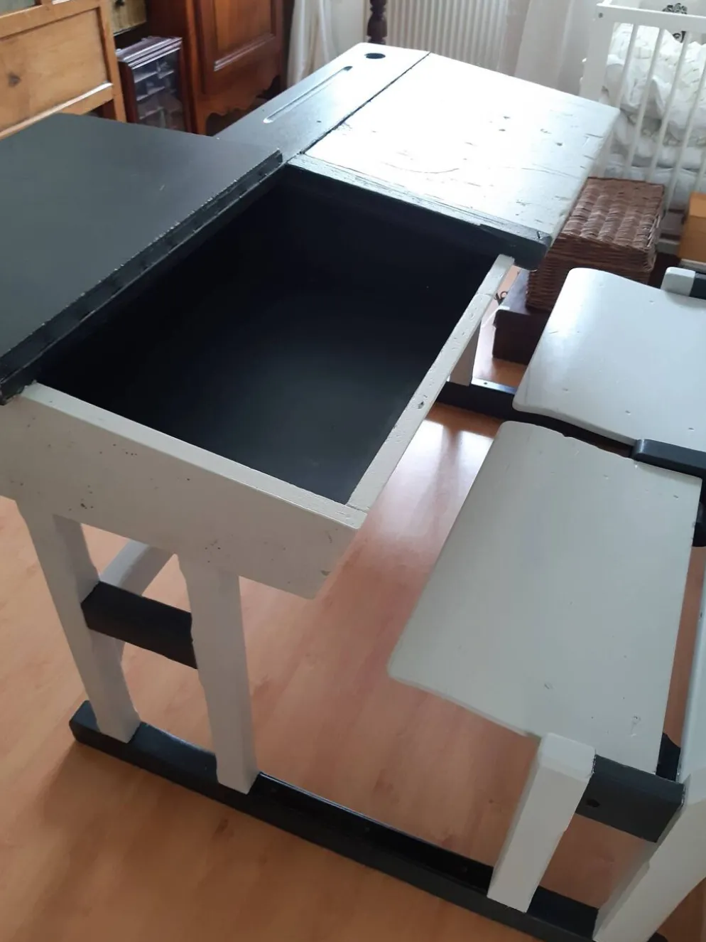 Bureau pupitre d'école
