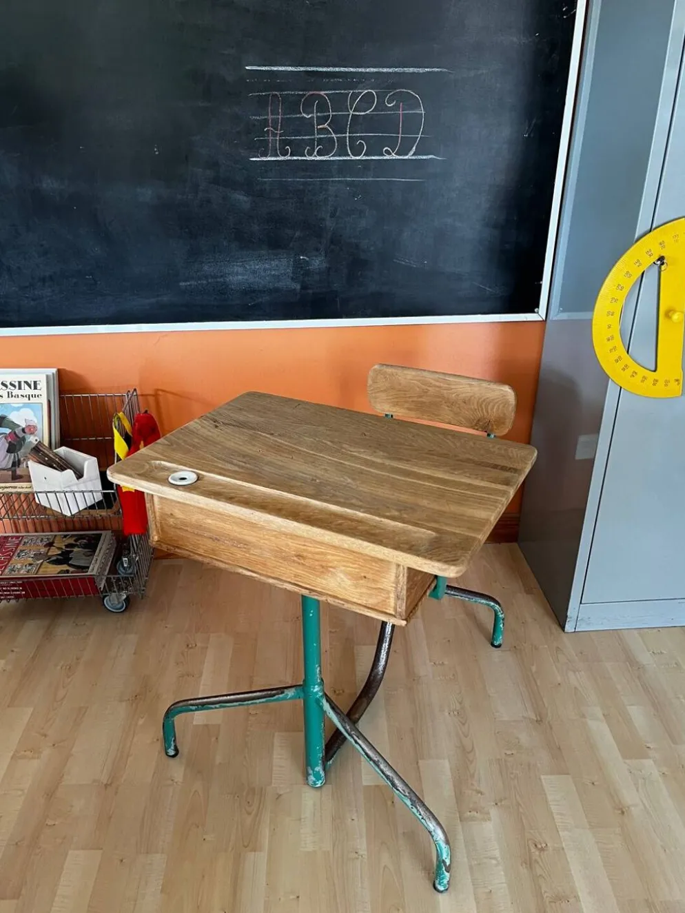 Bureau pupitre d’école années 50
