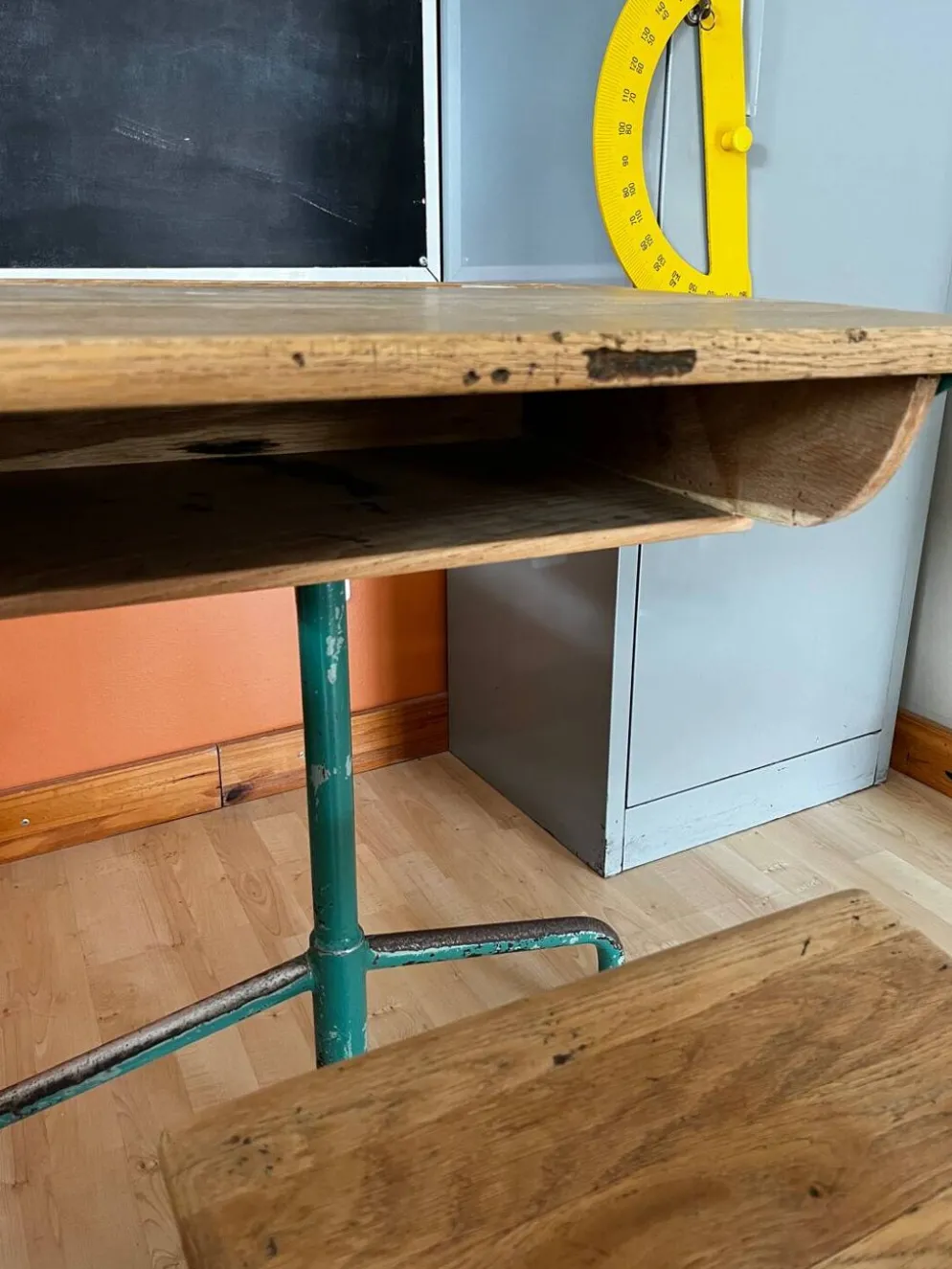Bureau pupitre d’école années 50
