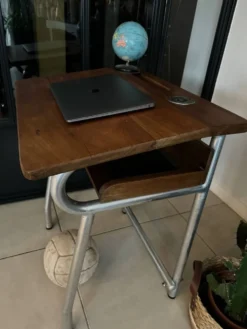 Bureau pupitre enfant vintage
