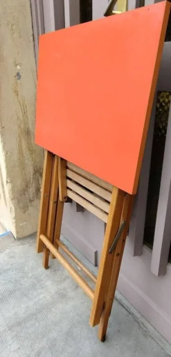 bureau / pupitre pour enfant pliable