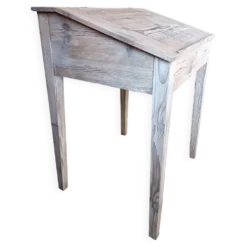 Bureau pupitre rénové