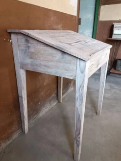 Bureau pupitre rénové