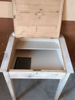 Bureau pupitre rénové