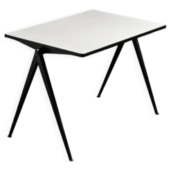 Bureau Pyramide par Wim Rietveld, circa 1960