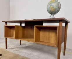 Bureau scandinave de direction double face plateau flottant longueur 1