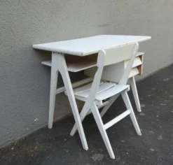 bureau scandinave pieds compas pour enfant