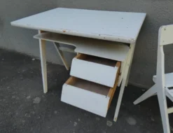 bureau scandinave pieds compas pour enfant