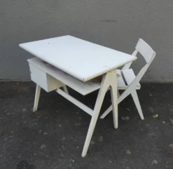 bureau scandinave pieds compas pour enfant