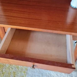Bureau scandinave pieds compas vintage