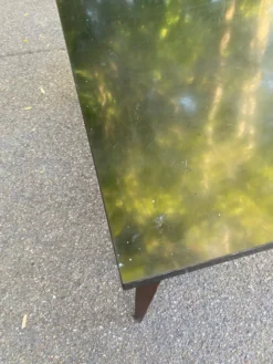 Bureau scandinave vintage 1950 plateau noir style écolier mid-century
