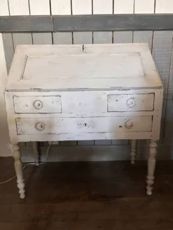 Bureau scriban patiné