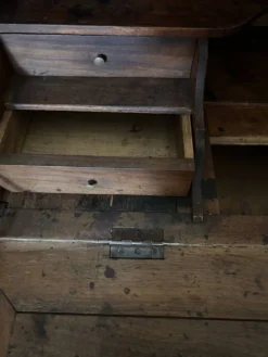 Bureau scriban patiné