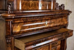 Bureau secrétaire antique Louis Philippe, 1850