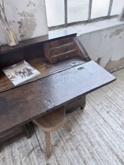 Bureau secrétaire chêne art populaire XIXème