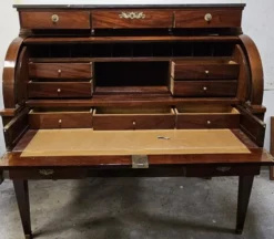 Bureau, secrétaire à cylindre en acajou, style Louis XVI