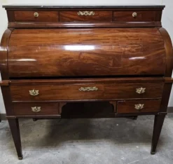 Bureau, secrétaire à cylindre en acajou, style Louis XVI