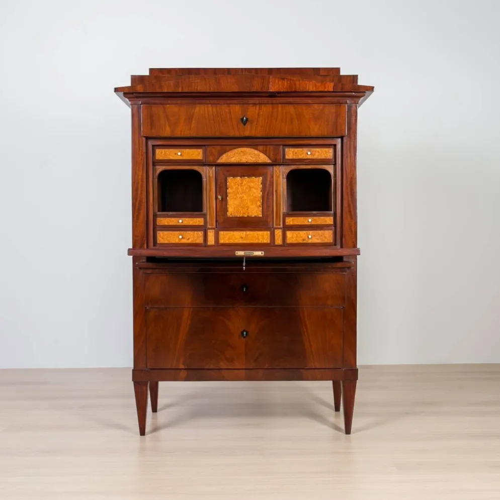 Bureau secrétaire en acajou du 19ème siècle, vernis français