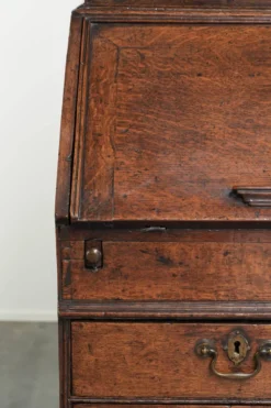 Bureau secrétaire en chêne antique du XVIIIe siècle avec dessus/bibliothèque