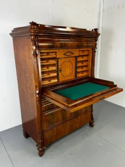 Bureau secrétaire en chêne et acajou Biedermeier vintage bien fait, 1860