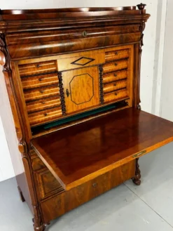 Bureau secrétaire en chêne et acajou Biedermeier vintage bien fait, 1860