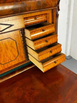 Bureau secrétaire en chêne et acajou Biedermeier vintage bien fait, 1860