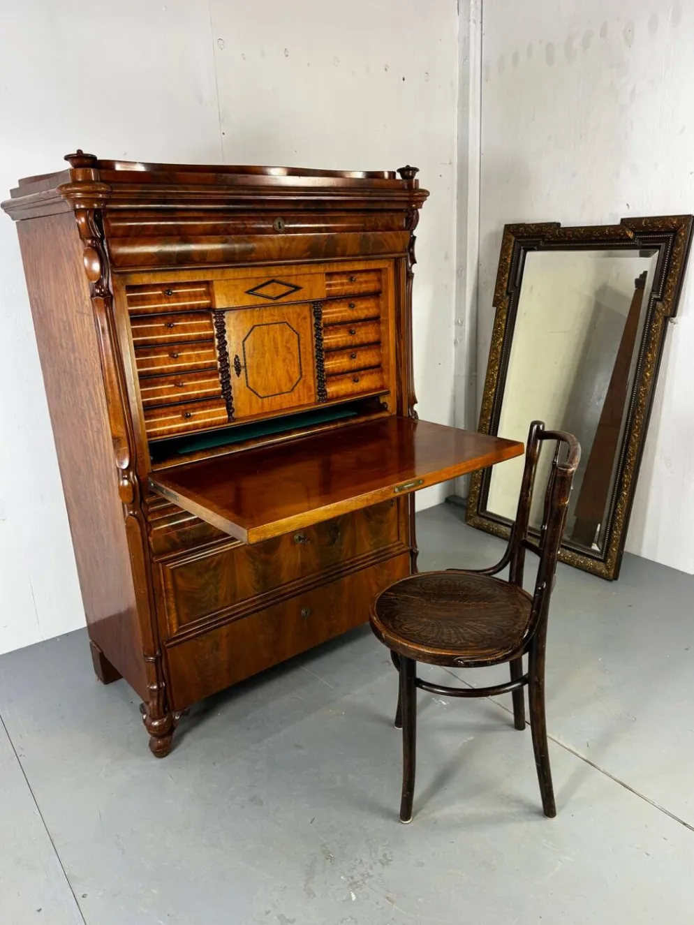 Bureau secrétaire en chêne et acajou Biedermeier vintage bien fait, 1860