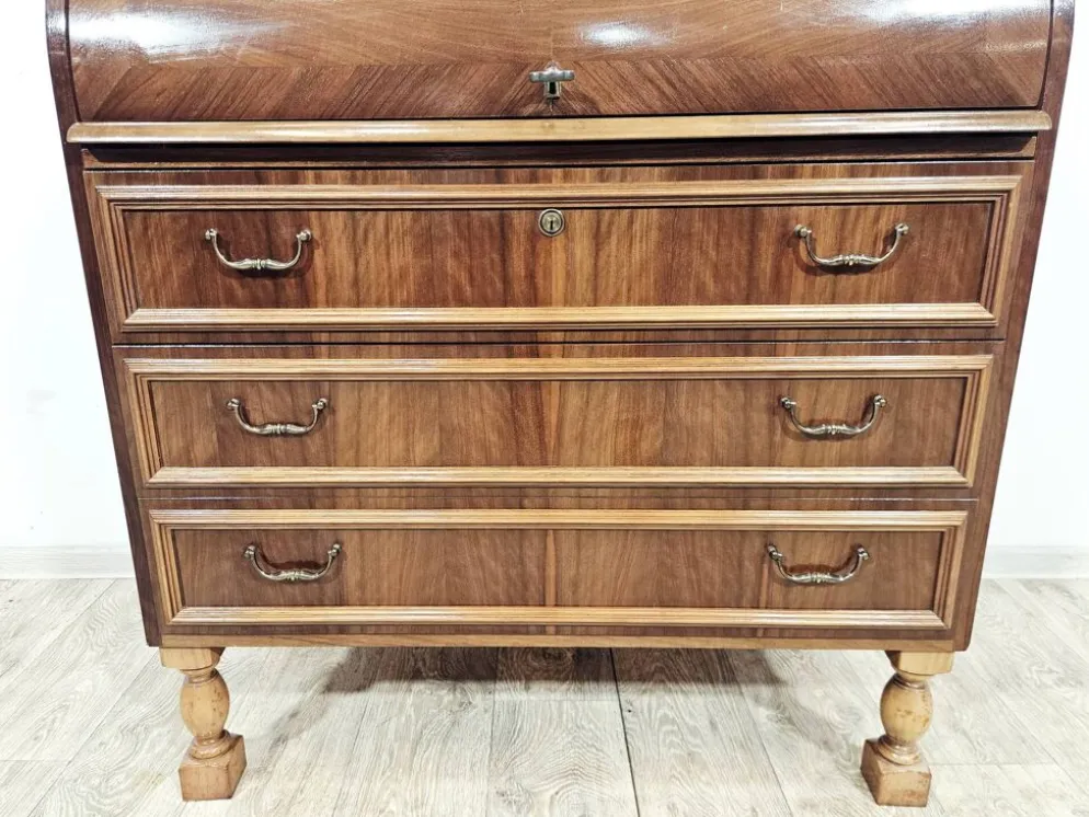 Bureau, secrétaire en noyer avec rouleau, années 1970