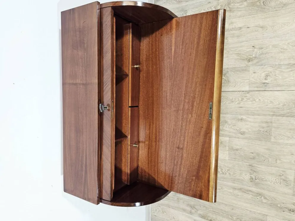 Bureau, secrétaire en noyer avec rouleau, années 1970