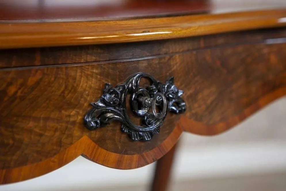 Bureau secrétaire en noyer et placage Louis Philippe antique, 1860